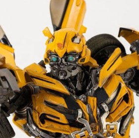 Bumblebee Transformers The Last Knight DLX 1/6 Action Figure by ThreeZero